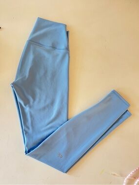 ALO Yoga Airlift Leggings 28” Full Length Light Blue High Rise, Size small